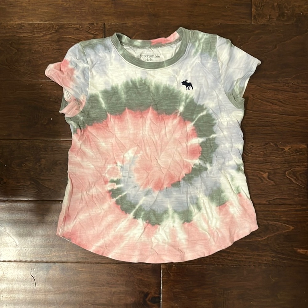 Abercrombie kids short sleeve tie-dye shirt size 9/10